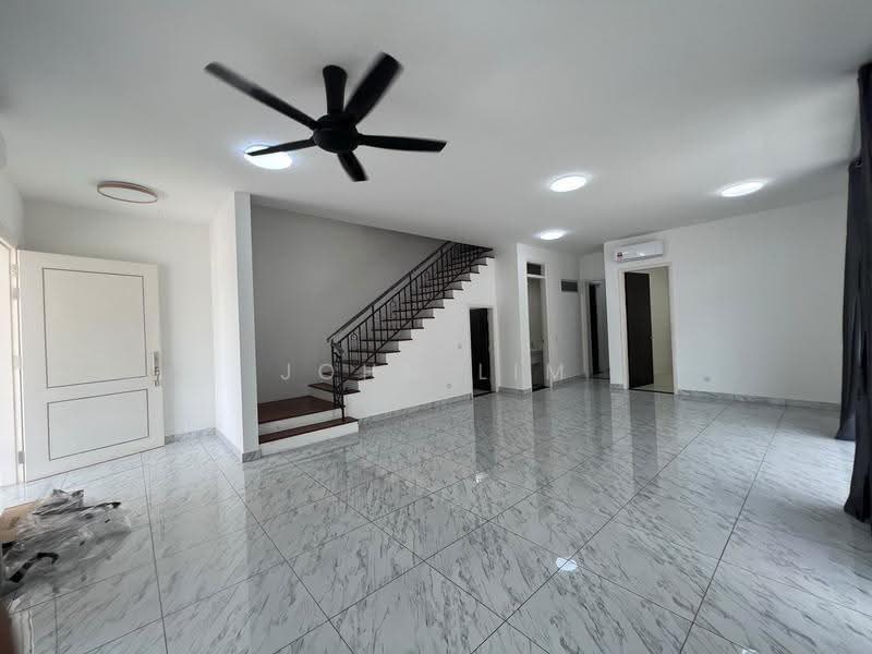 Rumah Kluster untuk Disewa di Taman Ekoflora (Johor Bahru) - John Lim - Living Room - PropertyGuru.com.my