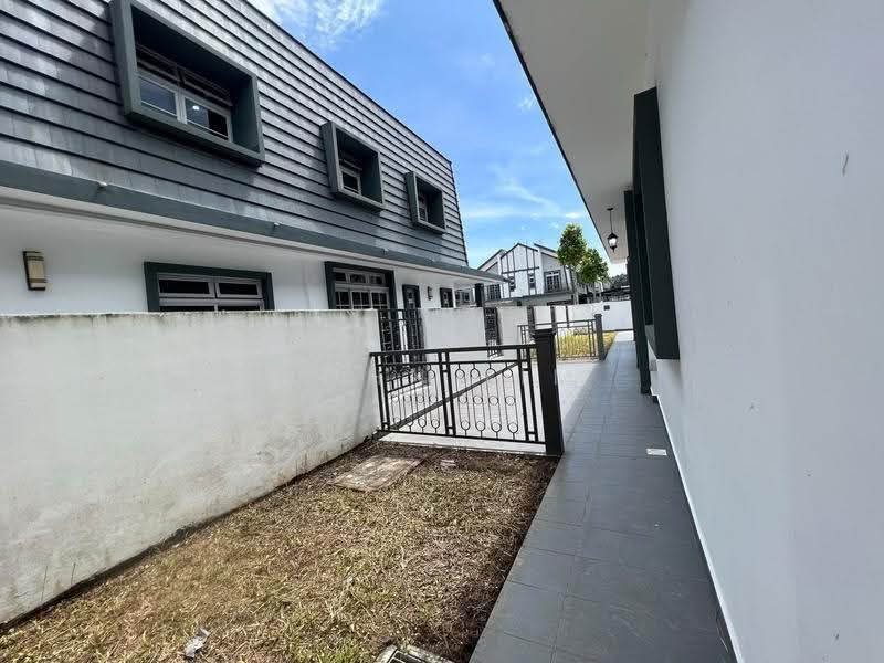 Rumah Kluster untuk Disewa di Taman Ekoflora (Johor Bahru) - John Lim - Exterior - PropertyGuru.com.my