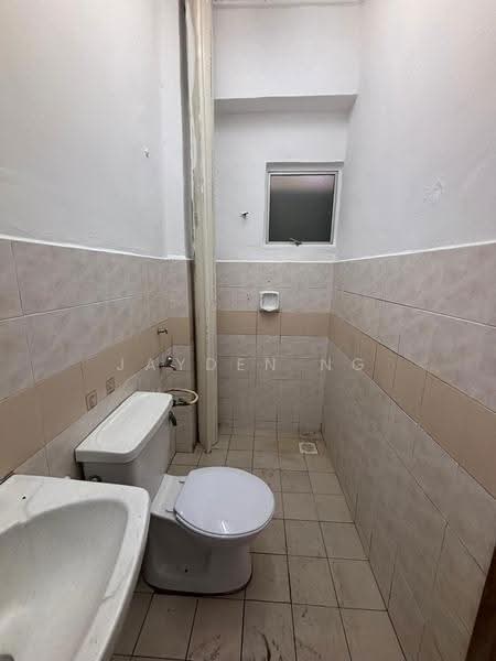 Apartment for Sale at Sri Kenari Apartment - Jayden Ng - Bathroom - PropertyGuru.com.my