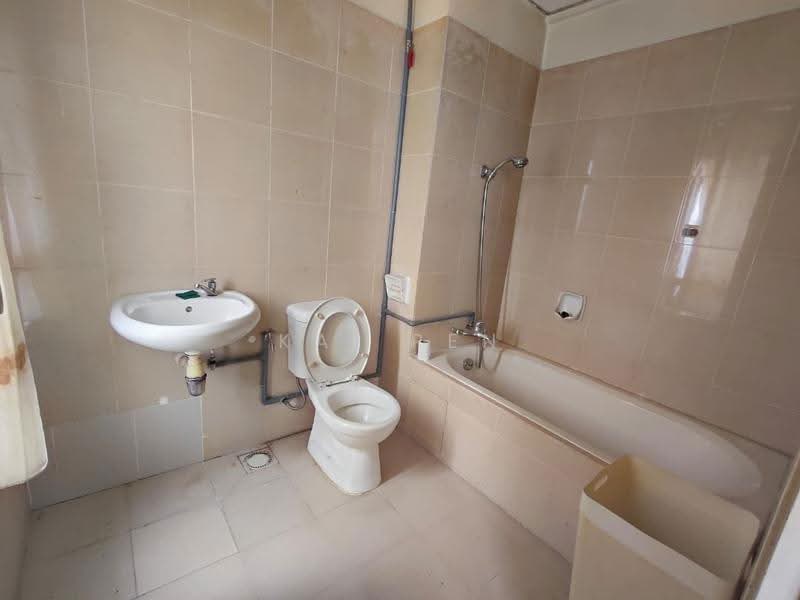 Kondominium untuk Disewa di Rivercity Condominium - Kai Ren - Bathroom - PropertyGuru.com.my