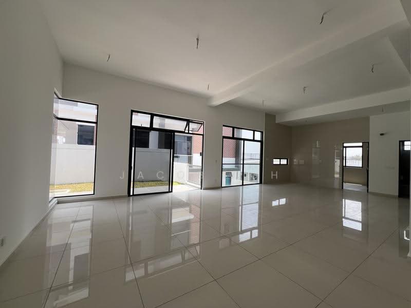 Semi-Detached House for Sale in Horizon Hills (Iskandar Puteri (Nusajaya)) - Jacob Koh - Living Room - PropertyGuru.com.my