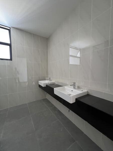 Semi-Detached House for Sale in Horizon Hills (Iskandar Puteri (Nusajaya)) - Jacob Koh - Bathroom - PropertyGuru.com.my