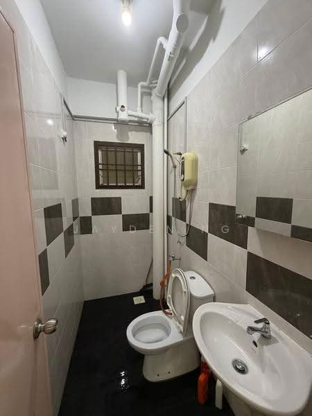 Apartment for Sale at Sri Kenari Apartment - Jayden Ng - Bathroom - PropertyGuru.com.my