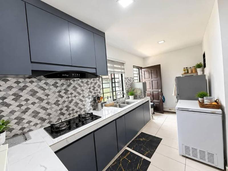 Rumah Teres 2-Tingkat untuk Dijual di Taman Scientex Pasir Gudang (Pasir Gudang) - Sufi Norman - Kitchen - PropertyGuru.com.my
