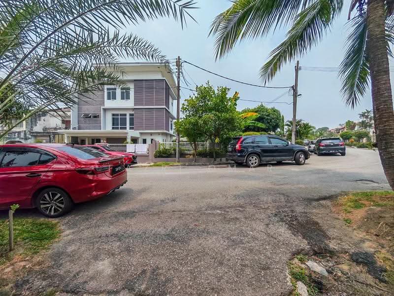 Rumah Teres 2-Tingkat untuk Dijual di SS19 (Subang Jaya) - Fazri Omar - PropertyGuru.com.my