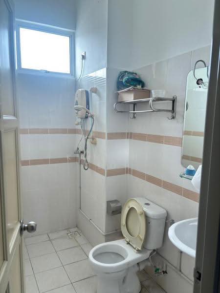 2.5-storey Terraced House for Rent in Taman Cendana Permai (Juru) - Kah Hui Teoh - Bathroom - PropertyGuru.com.my