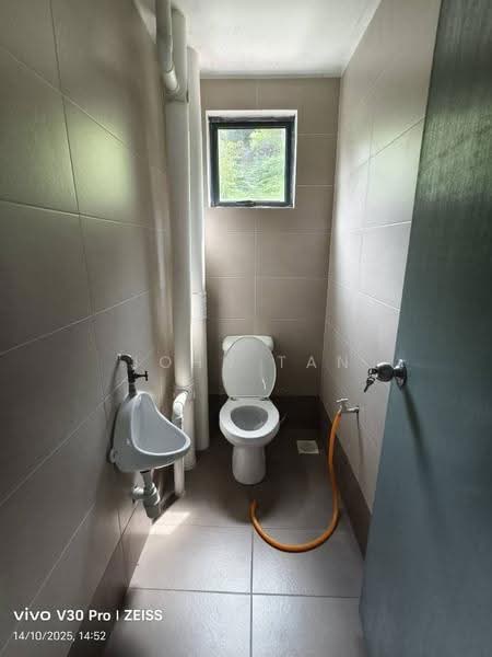 Terrace Factory for Rent in Taman Perindustrian Kip (Kepong) - John Tan - Bathroom - PropertyGuru.com.my