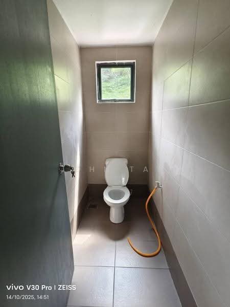 Terrace Factory for Rent in Taman Perindustrian Kip (Kepong) - John Tan - Bathroom - PropertyGuru.com.my