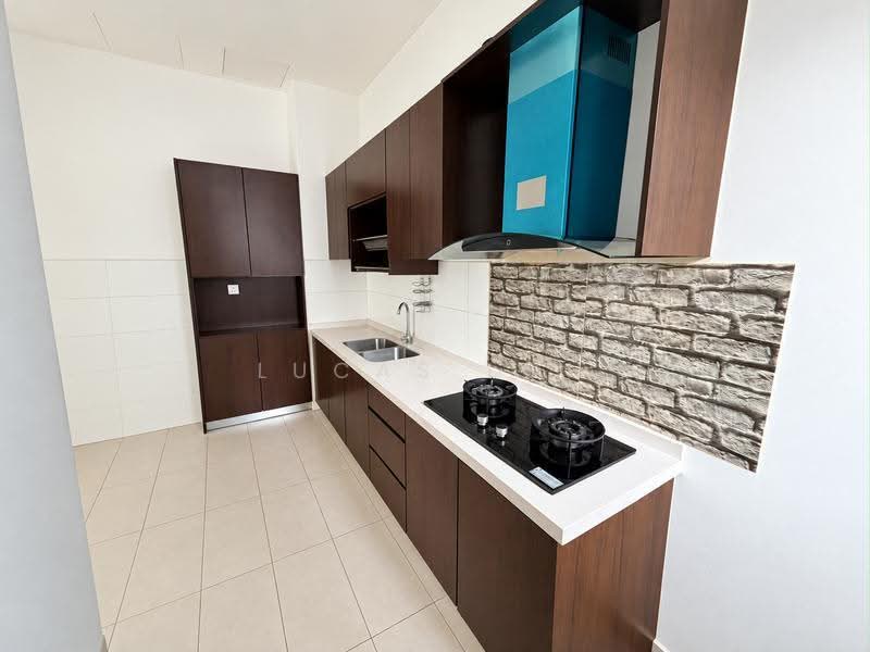 Semi-Detached House for Rent in Sungai Buloh (Selangor) - Lucas Loh - Kitchen - PropertyGuru.com.my