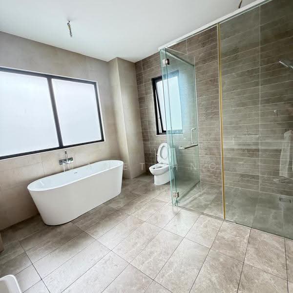 Rumah Berkembar untuk Dijual di Telok Panglima Garang (Selangor) - Janet Hng - PropertyGuru.com.my
