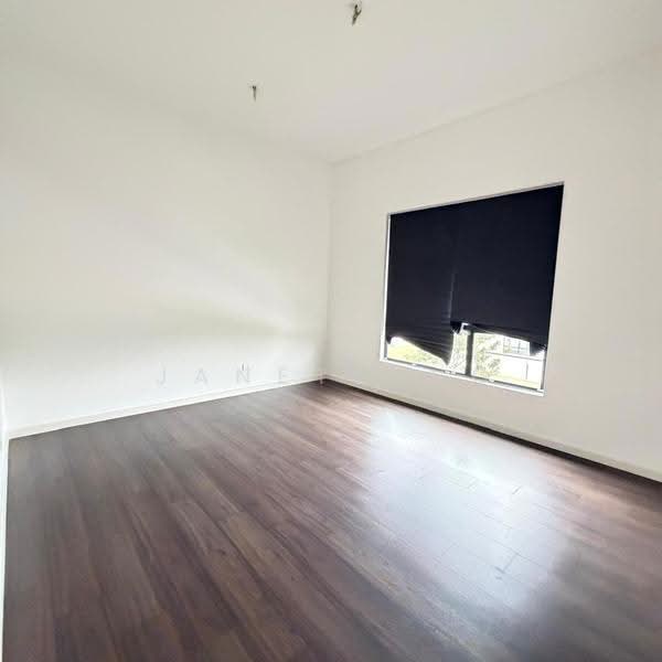 Rumah Berkembar untuk Dijual di Telok Panglima Garang (Selangor) - Janet Hng - PropertyGuru.com.my