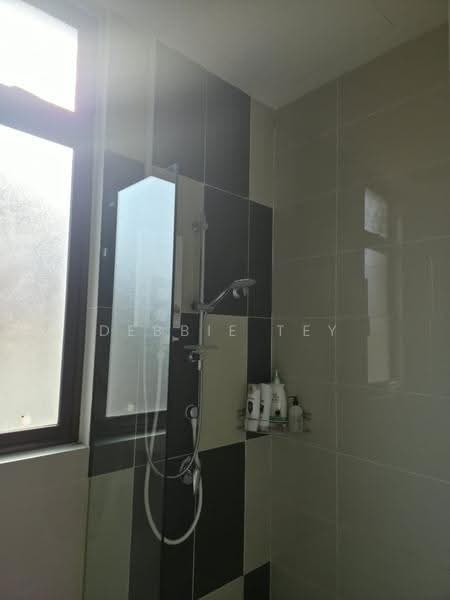 Bungalow House untuk Disewa di Diamond City (Semenyih) - Debbie Tey - Bathroom - PropertyGuru.com.my