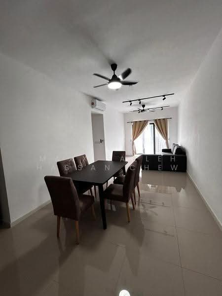 Kediaman Servis untuk Disewa di Sensory Residence @ Southville City - Maxx Salleh Hassan Chew - Dining Room - PropertyGuru.com.my