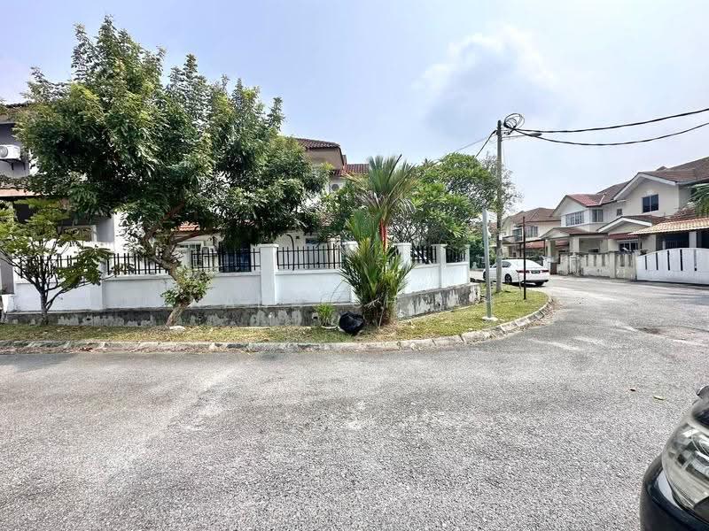 Semi-Detached House for Sale in Bandar Bukit Mahkota (Bangi) - Nana Cheah - Exterior - PropertyGuru.com.my