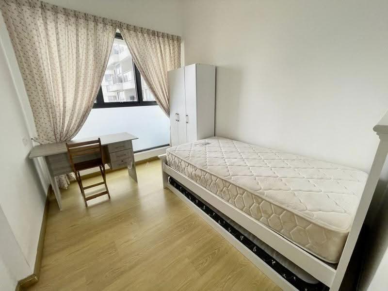 Condominium for Sale at Royal Strand @ Country Garden Danga Bay - Janice . - Bedroom - PropertyGuru.com.my