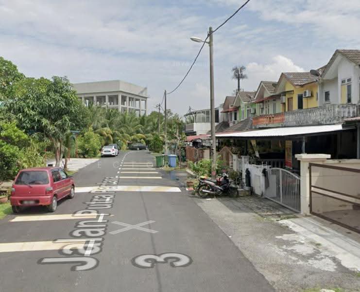 2-storey Terraced House for Sale in Taman Putra Perdana (Puchong) - Hector Cheah - Exterior - PropertyGuru.com.my