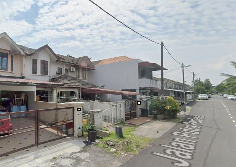 2-storey Terraced House for Sale in Taman Putra Perdana (Puchong) - Hector Cheah - Exterior - PropertyGuru.com.my