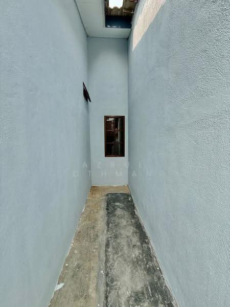 Rumah Teres 1-Tingkat untuk Dijual di Bandar Sri Sendayan (Negeri Sembilan) - Azrul Othman - Corridor - PropertyGuru.com.my