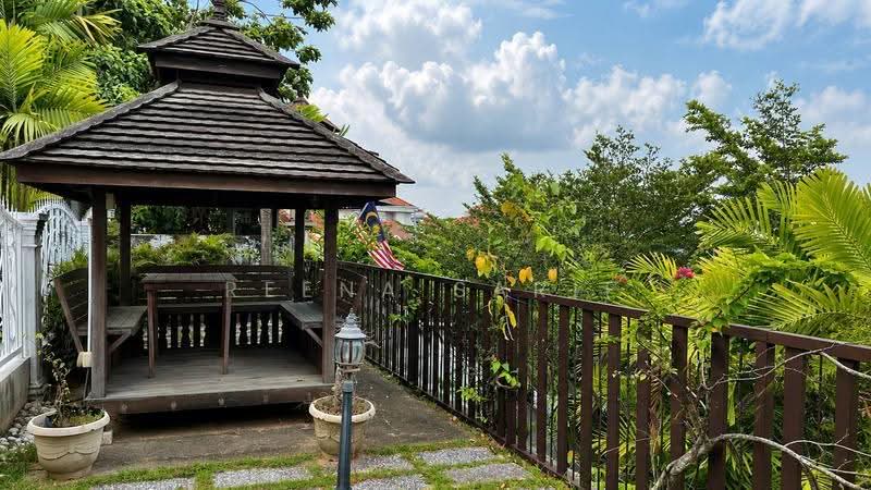 Semi-Detached House for Sale in Seksyen 7 (Shah Alam) - Reena Sarif - Exterior - PropertyGuru.com.my
