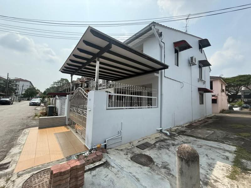2-storey Terraced House for Sale in Taman Tan Sri Yaacob (Johor Bahru) - PY Loo - PropertyGuru.com.my