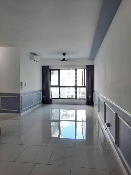 Kediaman Servis untuk Dijual di Three33 Residence - Leon Teh - Living Room - PropertyGuru.com.my