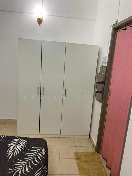 Pangsapuri untuk Disewa di Puchong Permata 1 - Evelyn Seah - Bedroom - PropertyGuru.com.my