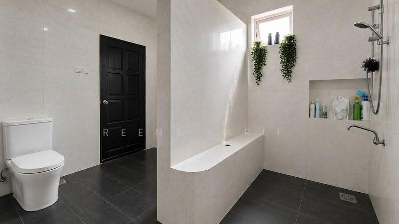 Bungalow House for Sale in Seksyen 8 (Shah Alam) - Reena Sarif - PropertyGuru.com.my