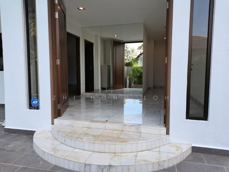 Bungalow House untuk Disewa di Ampang Jaya (Ampang) - Zhi Hong Loh - Entrance - PropertyGuru.com.my