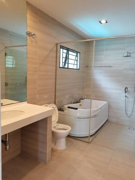 Bungalow House untuk Disewa di Ampang Jaya (Ampang) - Zhi Hong Loh - Bathroom - PropertyGuru.com.my