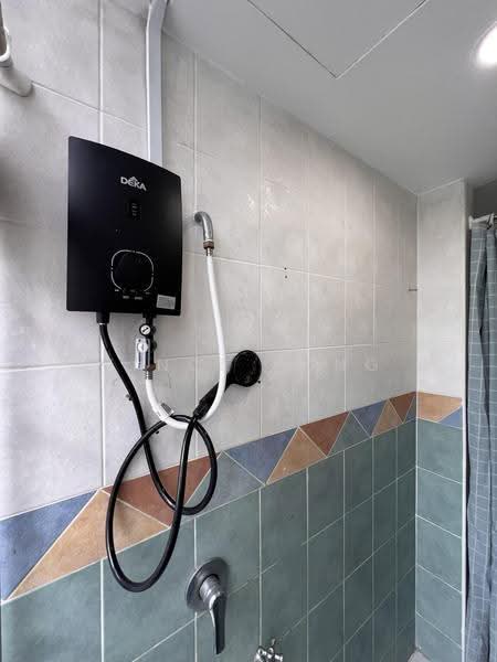 Rumah Teres 2-Tingkat untuk Disewa di U6, Pusat Perdagangan Subang Permai (Shah Alam) - Vince Yong - Bathroom - PropertyGuru.com.my