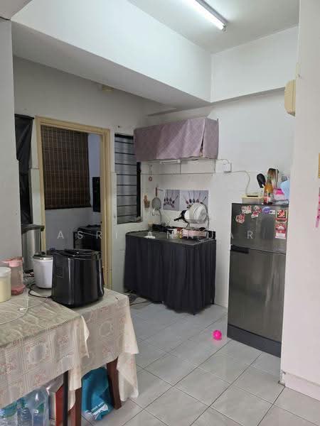 Kondominium untuk Dijual di Vista Millennium Condominium - Asri Annuar - Kitchen - PropertyGuru.com.my