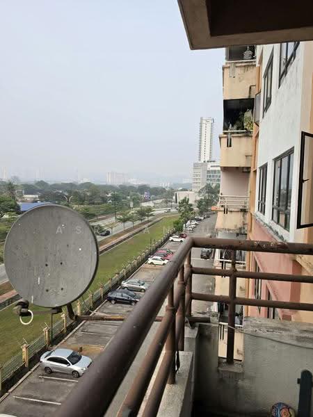 Kondominium untuk Dijual di Vista Millennium Condominium - Asri Annuar - Balcony - PropertyGuru.com.my