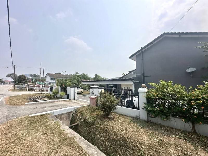 Bungalow House untuk Dijual di Kampung Tunku (Petaling Jaya) - Nana Cheah - PropertyGuru.com.my