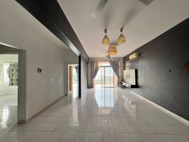Kondominium untuk Dijual di Wangsa Metroview - Izzat Zamros - Living Room - PropertyGuru.com.my