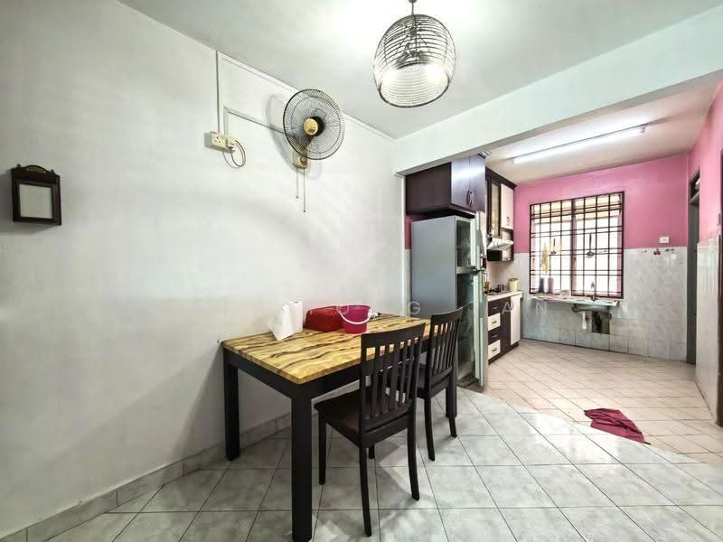 Rumah Teres 2-Tingkat untuk Dijual di Taman Sri Pulai Perdana (Skudai) - Jun Xiong Tan - Kitchen - PropertyGuru.com.my