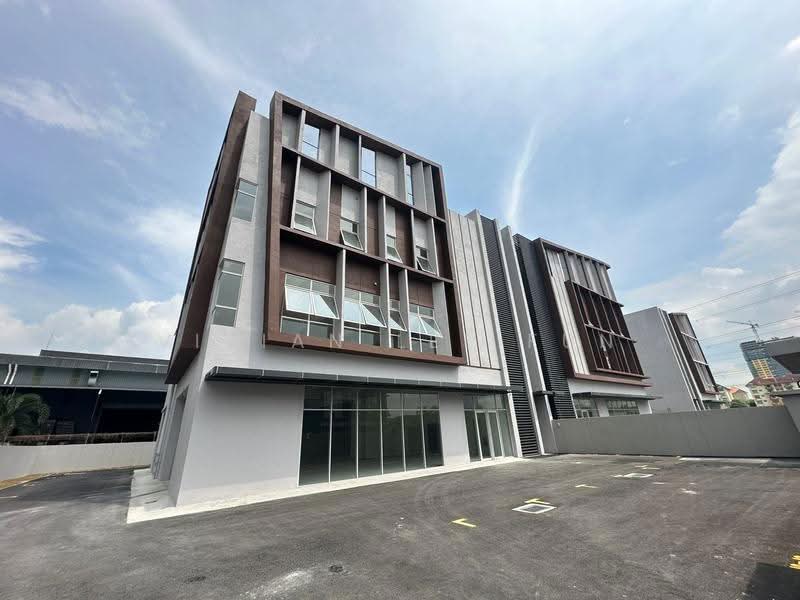 Semi-D Factory for Rent in Puchong (Selangor) - Vivian Lee Fun - Exterior - PropertyGuru.com.my
