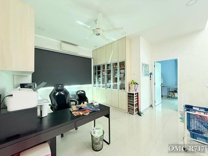 Rumah Berkembar untuk Dijual di Setia Alam (Selangor) - Ryan . - Study - PropertyGuru.com.my