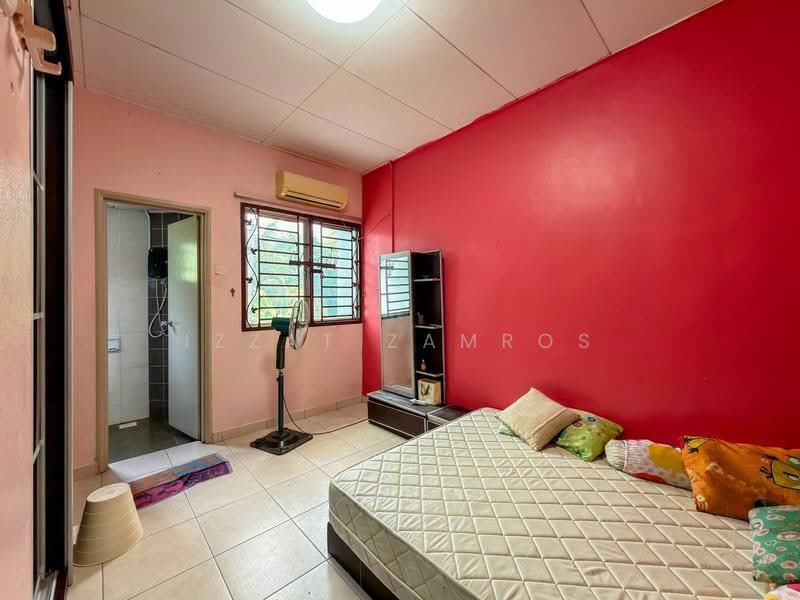 2-storey Terraced House for Sale in Taman Putra Prima (Puchong) - Izzat Zamros - PropertyGuru.com.my