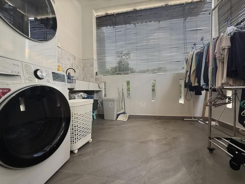 Rumah Berkembar untuk Dijual di Taman Sri Ukay (Ulu Kelang) - ChaoLim . - Balcony - PropertyGuru.com.my