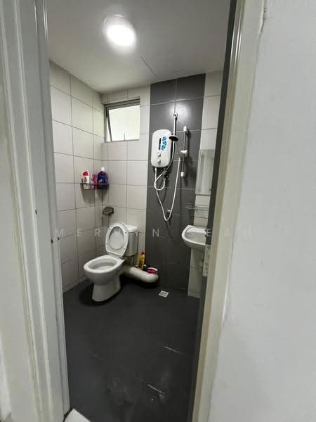 Rumah Flat untuk Dijual di E Garden - Mervyn Seah - Bathroom - PropertyGuru.com.my