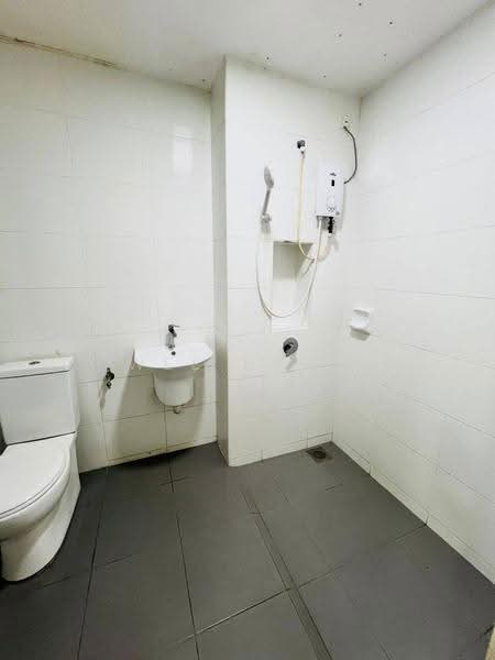 Rumah Teres 2-Tingkat untuk Dijual di Eco Summer (Johor Bahru) - Wee Howe - Bathroom - PropertyGuru.com.my