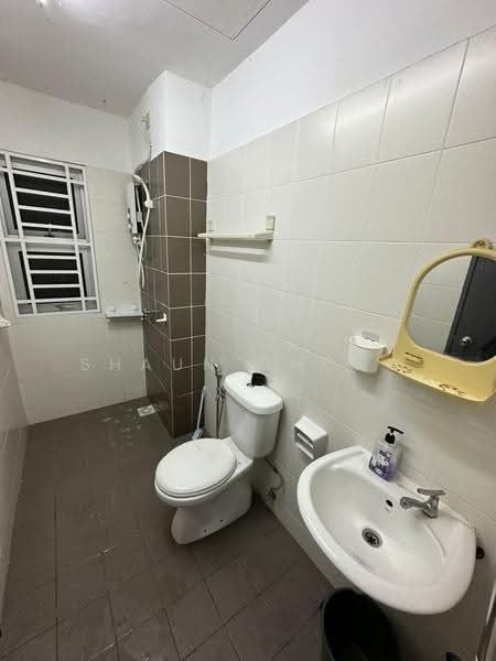 Kediaman Servis untuk Disewa di Saville @ Kajang - Shaun Chong - Bathroom - PropertyGuru.com.my