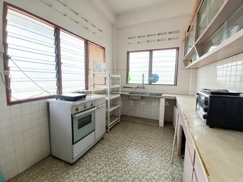 Bungalow House untuk Dijual di Seremban (Negeri Sembilan) - Azrul Othman - Kitchen - PropertyGuru.com.my