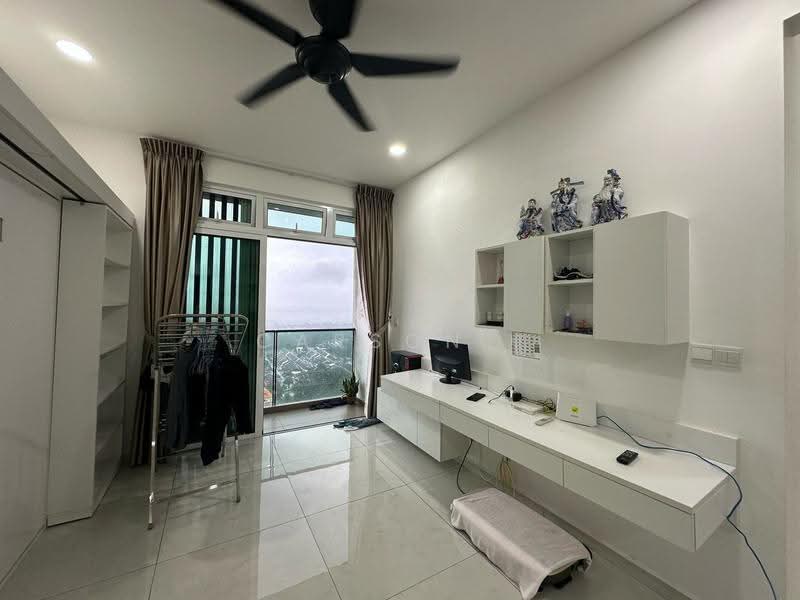 Pangsapuri untuk Dijual di Havona - Carson . - Balcony - PropertyGuru.com.my
