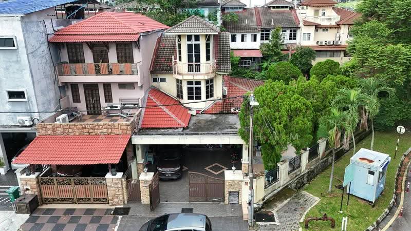 Rumah Teres 2.5-Tingkat untuk Dijual di Taman Bukit Utama (Ulu Kelang) - Azli Ibrahim - Exterior - PropertyGuru.com.my