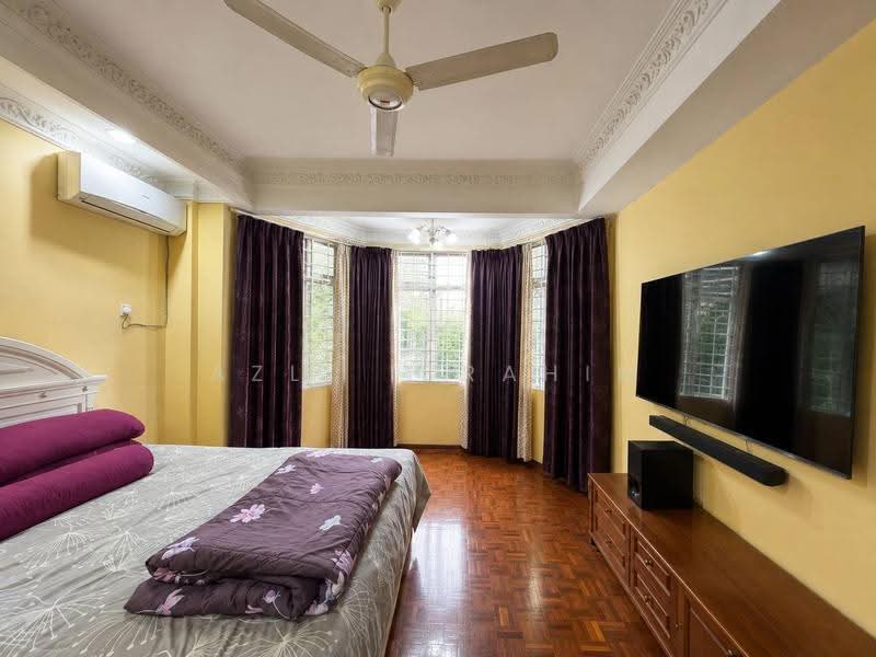 Rumah Teres 2.5-Tingkat untuk Dijual di Taman Bukit Utama (Ulu Kelang) - Azli Ibrahim - Bedroom - PropertyGuru.com.my