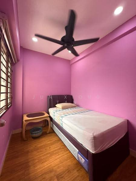 Apartment for Sale at Bayu Puteri 3 - Jun Xiong Tan - Bedroom - PropertyGuru.com.my