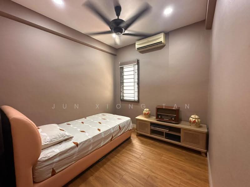 Apartment for Sale at Bayu Puteri 3 - Jun Xiong Tan - Bedroom - PropertyGuru.com.my