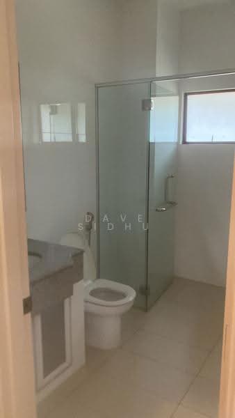 Pangsapuri untuk Disewa di Pangsapuri Villa Bolton - Dave Sidhu - Bathroom - PropertyGuru.com.my