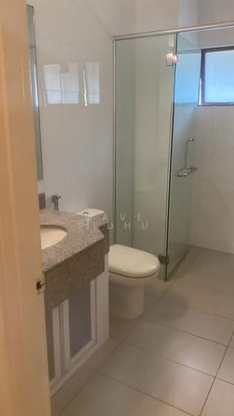Pangsapuri untuk Disewa di Pangsapuri Villa Bolton - Dave Sidhu - Bathroom - PropertyGuru.com.my